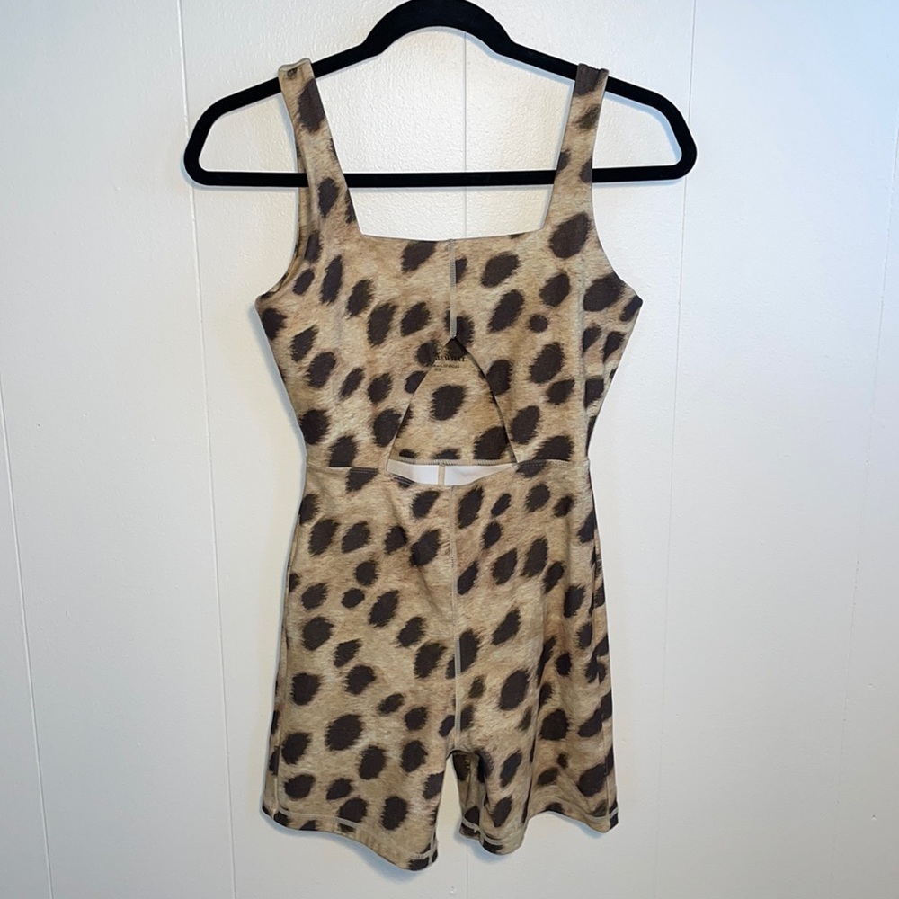 WEWOREWHAT Cutout bodysuit in Tan Animal Print